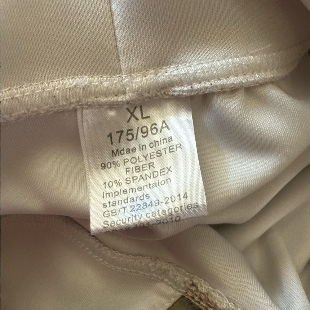 Anime Graphic Hoodie - Cream and Orange - Picture 3 of 6